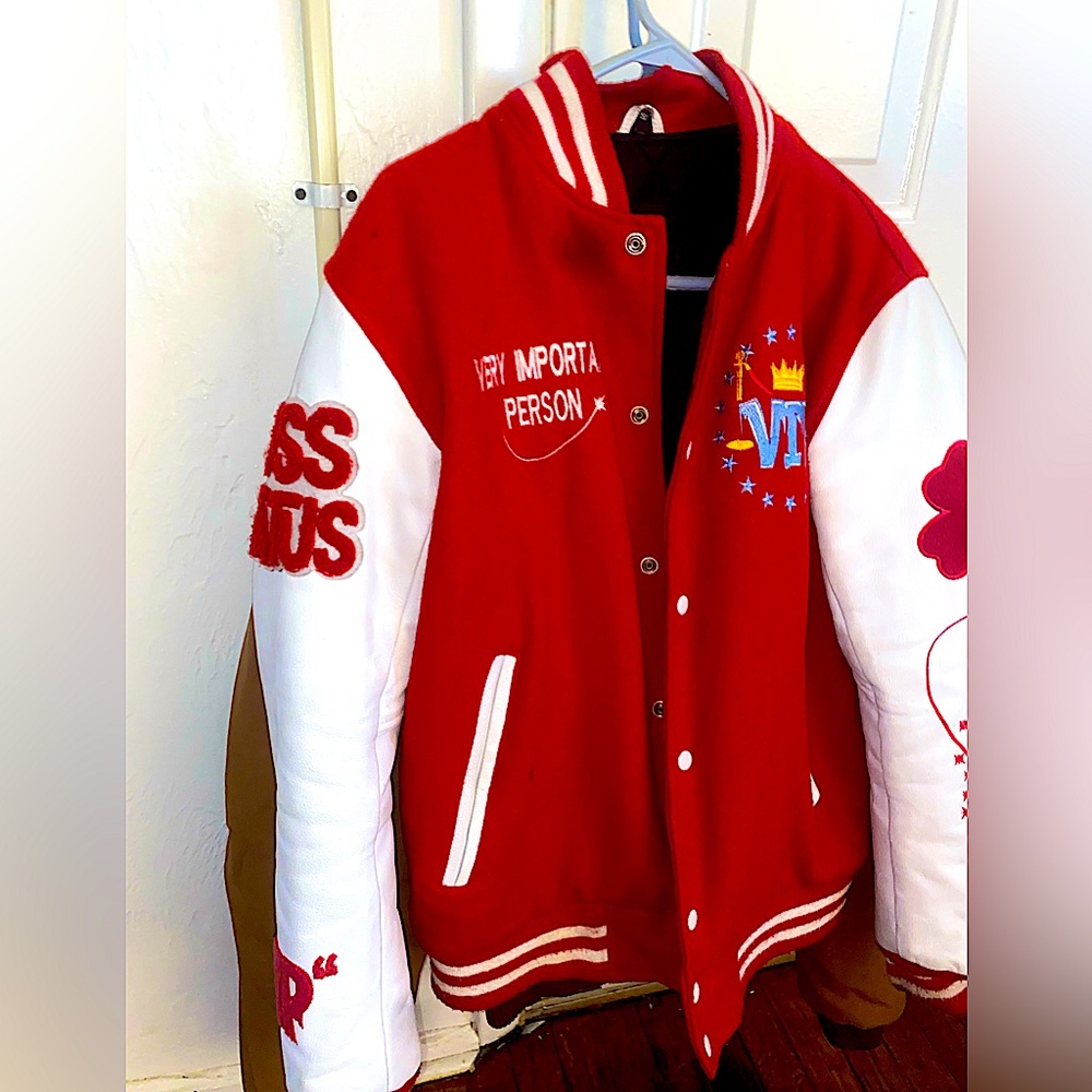 varsity jacket only one in the 🌎 !!best deal!!
